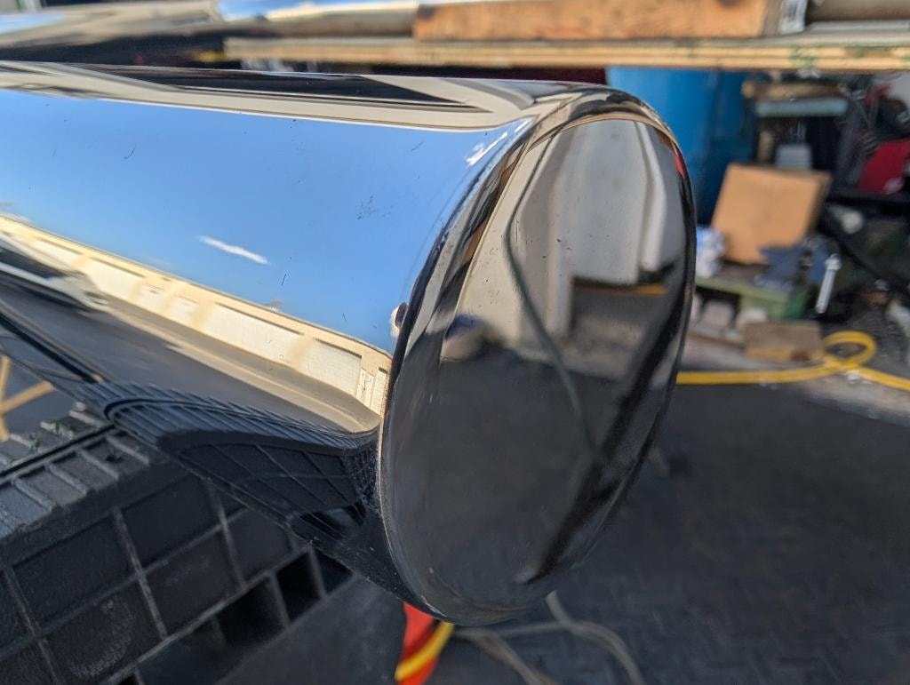 Mirror-Polished Handrail Base